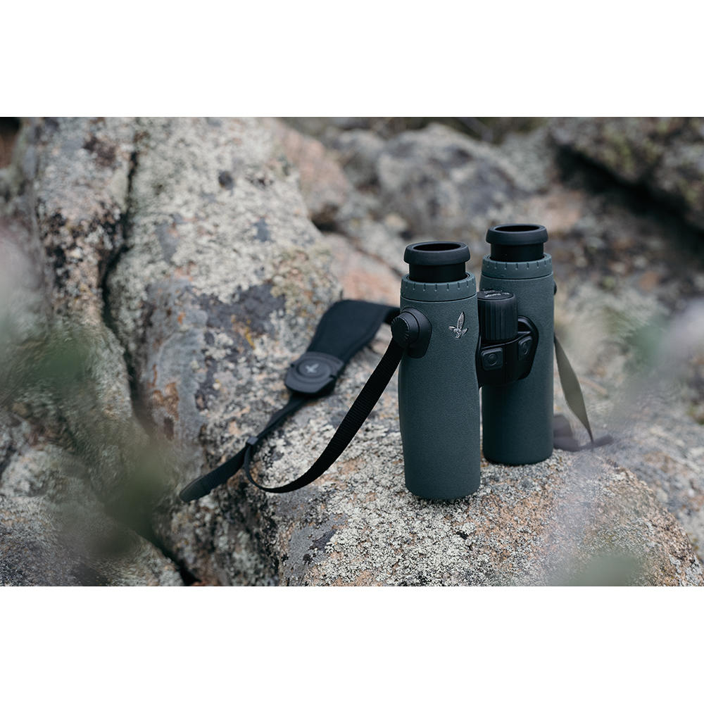 Swarovski EL Range 8 x 32 Binoculars