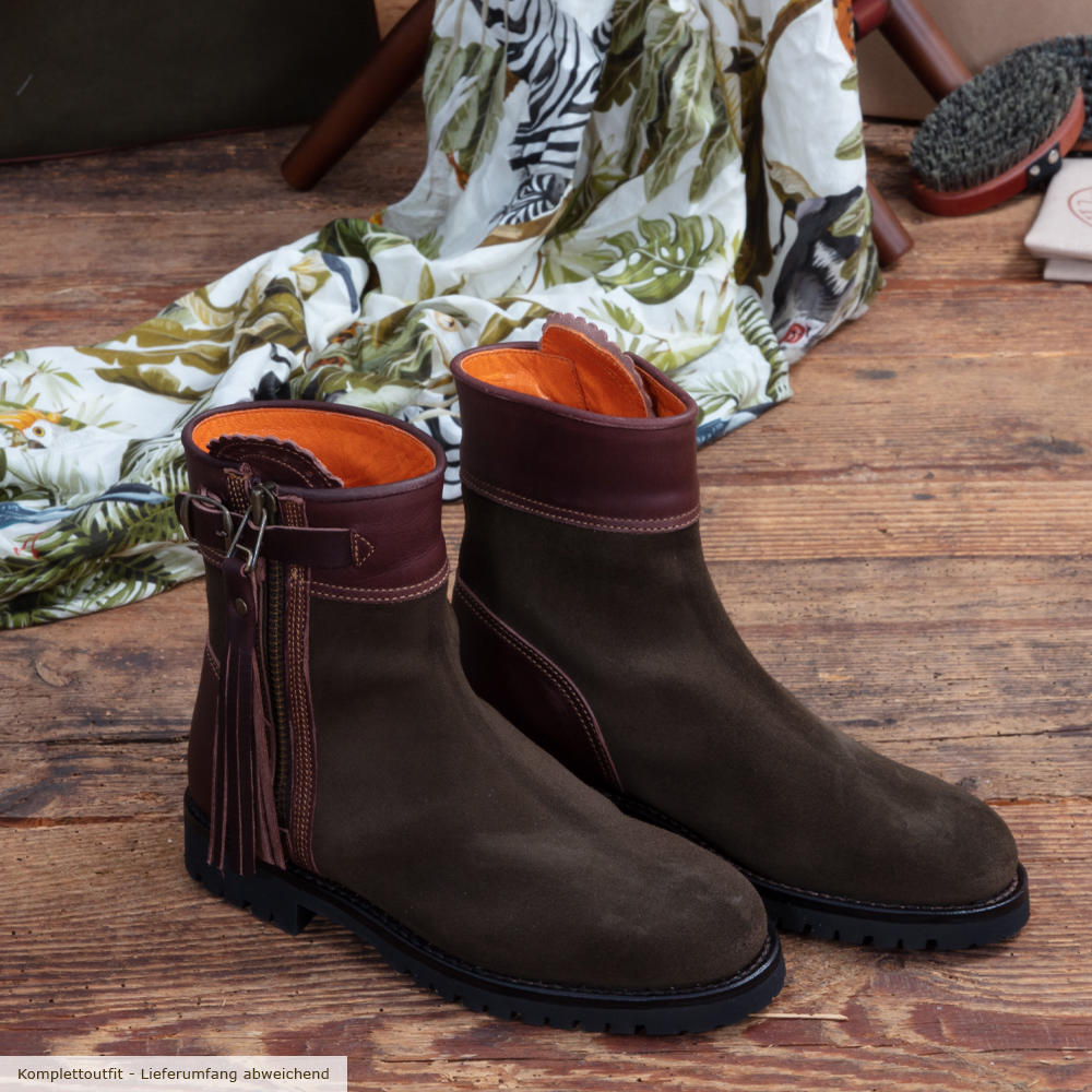 Penelope Chilvers Ladies Inclement Cropped Tassel Boots